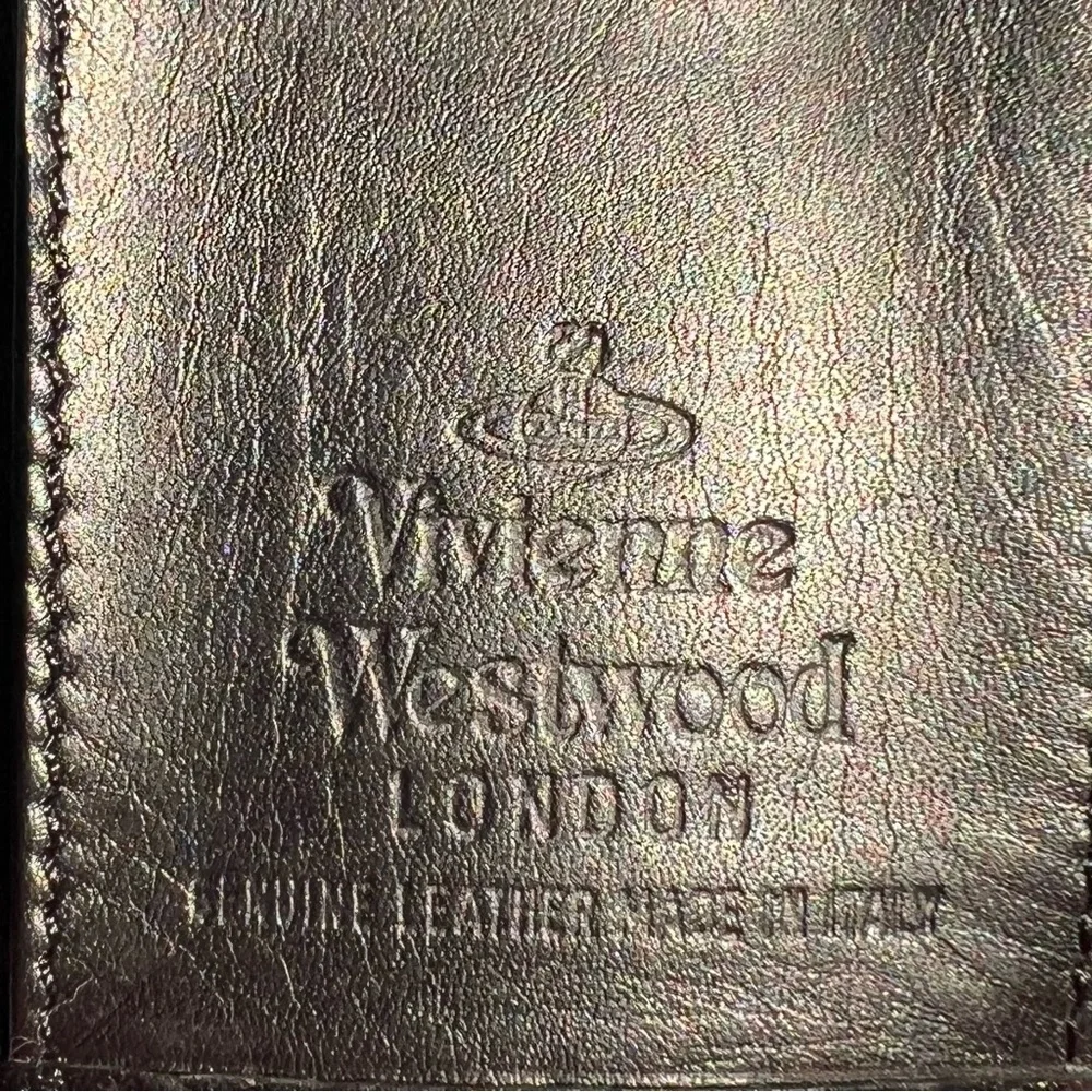 Vivienne Westwood Orb Key Holder - Picture 5 of 5